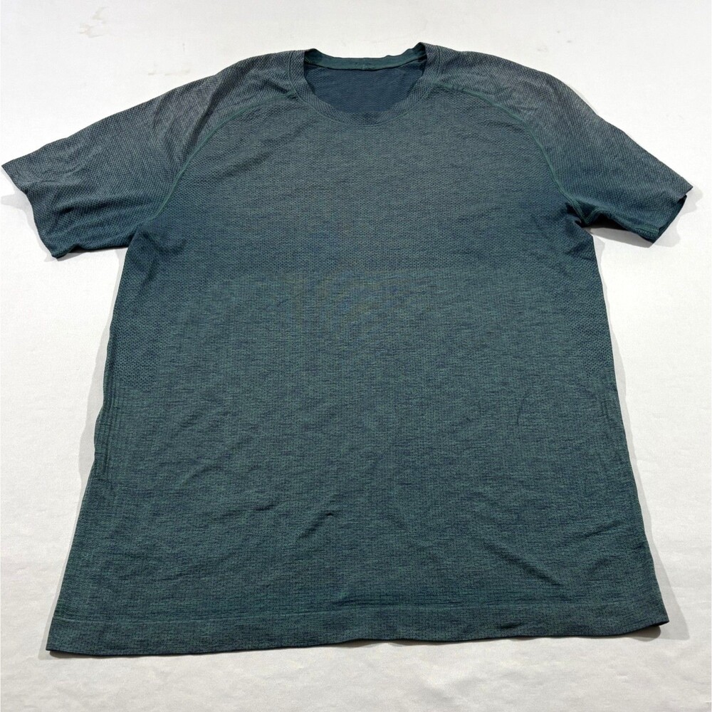 Lululemon Mens Metal Green Vent Tech Short Sleeve Athletic T-Shirt Tee Gym Sz M